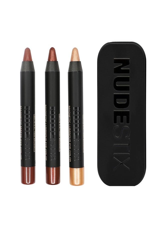 نوديستكس مجموعة ظلال العيون Nudestix Mini Nude Metallic Berry – مجموعة من 3 قطع من ظلال العيون الكريمية وقلم تحديد العيون للحصول على لون يدوم طويلاً | درجات غنية من التوت مع لمسة نهائية معدنية - Image 1